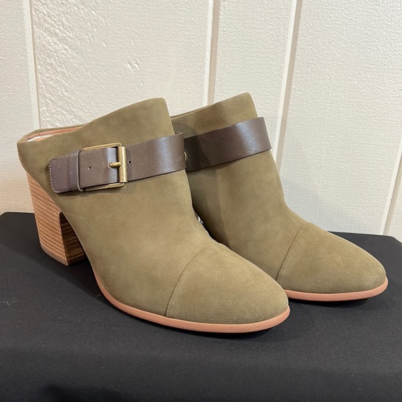 Paolo Shoes - Linea Paolo Logan Green Burnished & Nubuck Leather Bootie